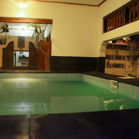 Friendly House Bali Hostel อูบุด ภายนอก รูปภาพ