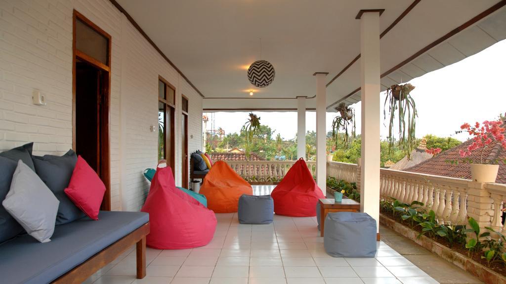 Friendly House Bali Hostel อูบุด ห้อง รูปภาพ