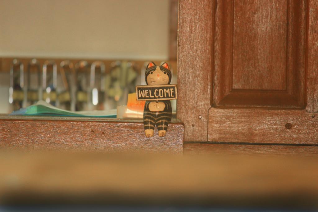 Friendly House Bali Hostel อูบุด ภายนอก รูปภาพ
