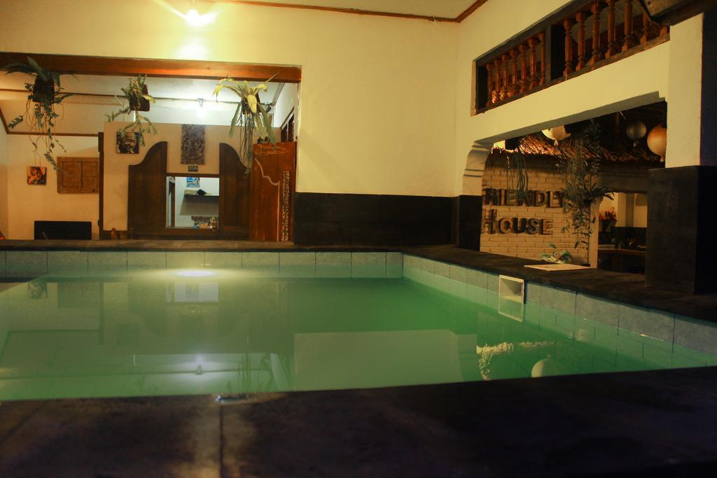 Friendly House Bali Hostel อูบุด ภายนอก รูปภาพ
